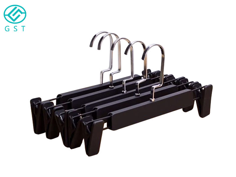 自動組裝機-褲架自動組裝機