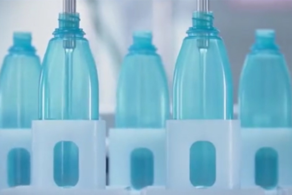 全自動(dòng)桶裝水灌裝設(shè)備：提升生產(chǎn)效率、保障衛(wèi)生安全的最佳選擇