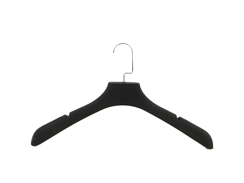 衣架自動(dòng)插鉤機(jī)提升生產(chǎn)效率的利器 衣架自動(dòng)插鉤機(jī)提升生產(chǎn)效率的利器